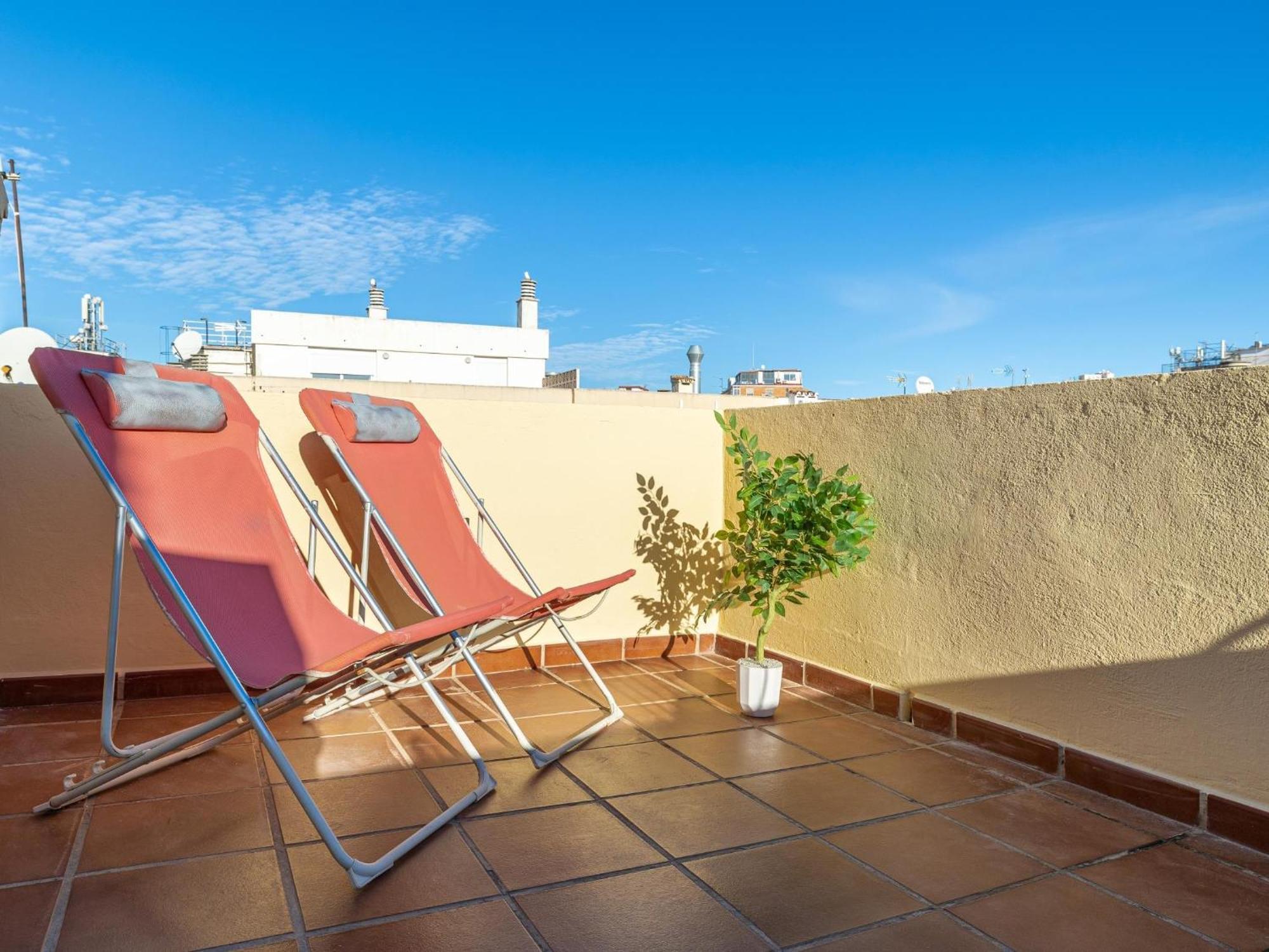 H2M Lazcano With Sunny Terrace In Old Town Màlaga Exteriér fotografie